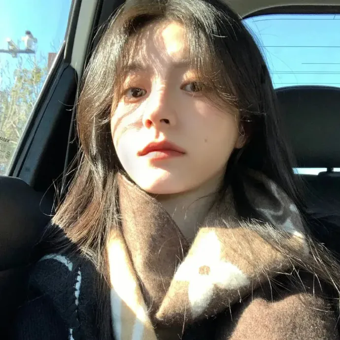 日暮青山绿渐隐